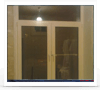 Т-образное окно ПВХ в кирпичном доме